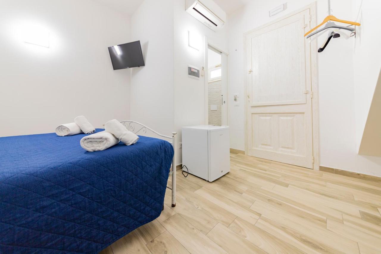 Via Roca 55 Bed & Breakfast Melendugno Bagian luar foto