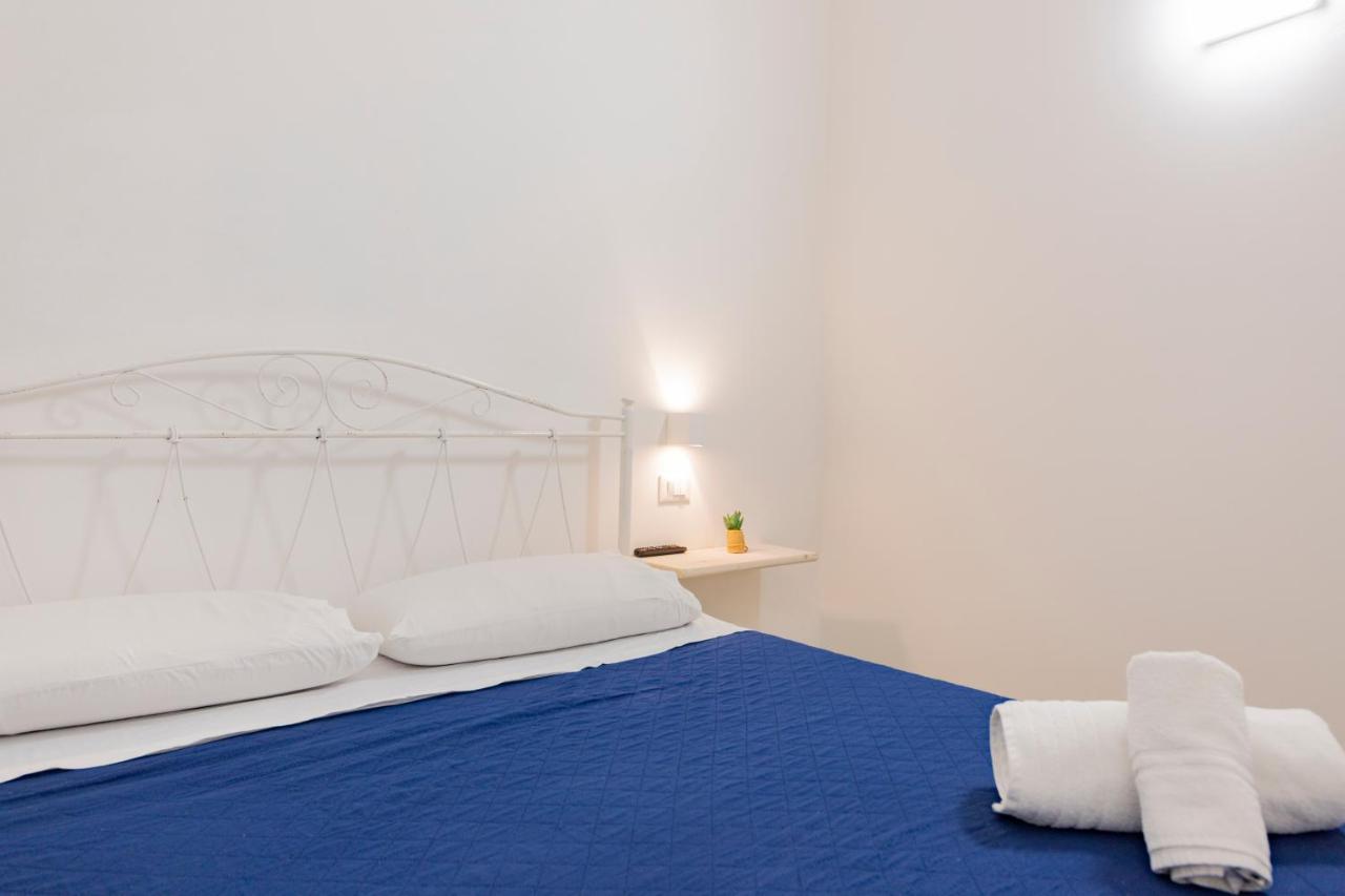 Via Roca 55 Bed & Breakfast Melendugno Bagian luar foto