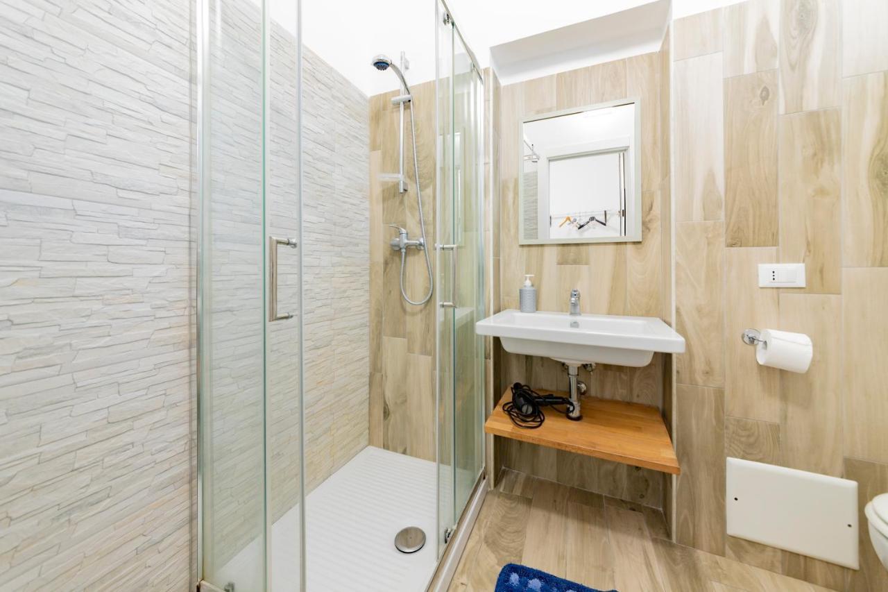 Via Roca 55 Bed & Breakfast Melendugno Bagian luar foto
