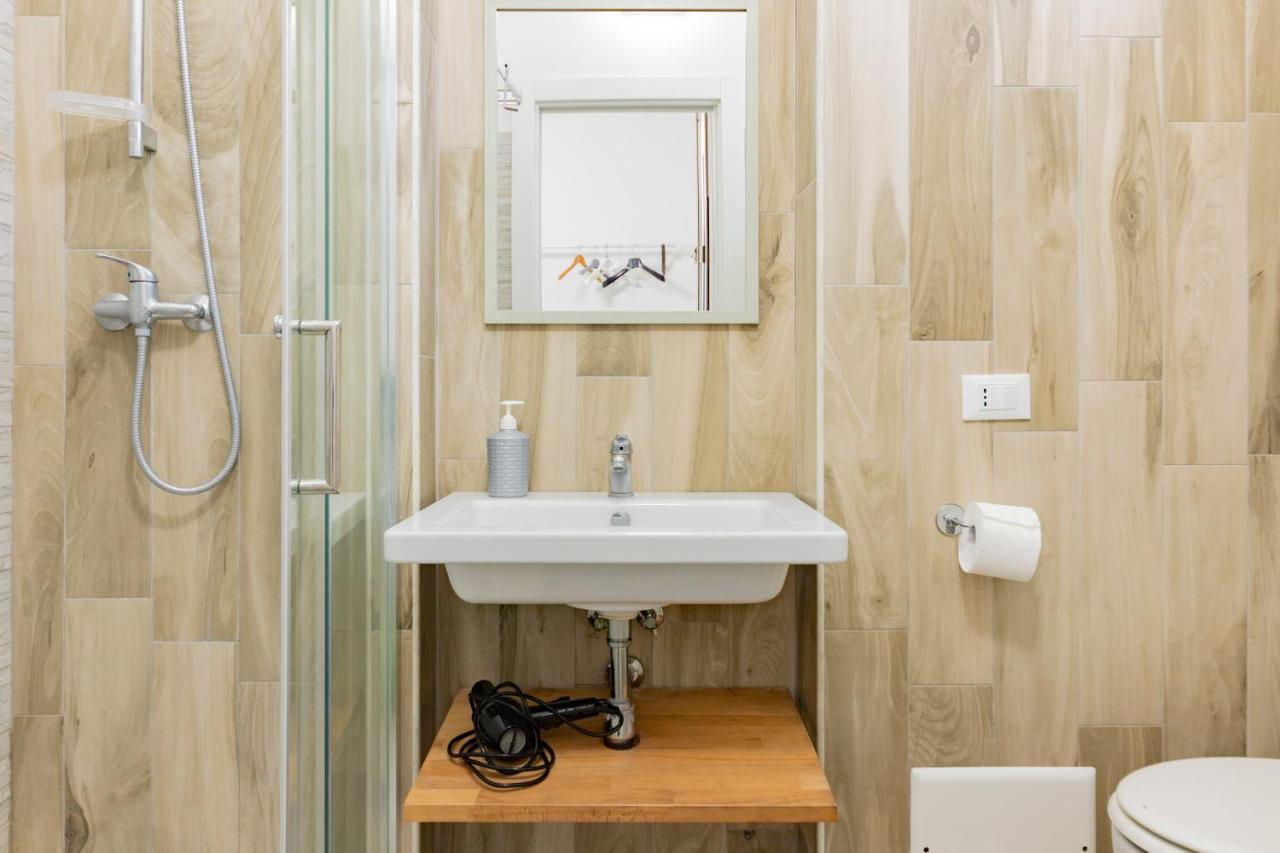 Via Roca 55 Bed & Breakfast Melendugno Bagian luar foto