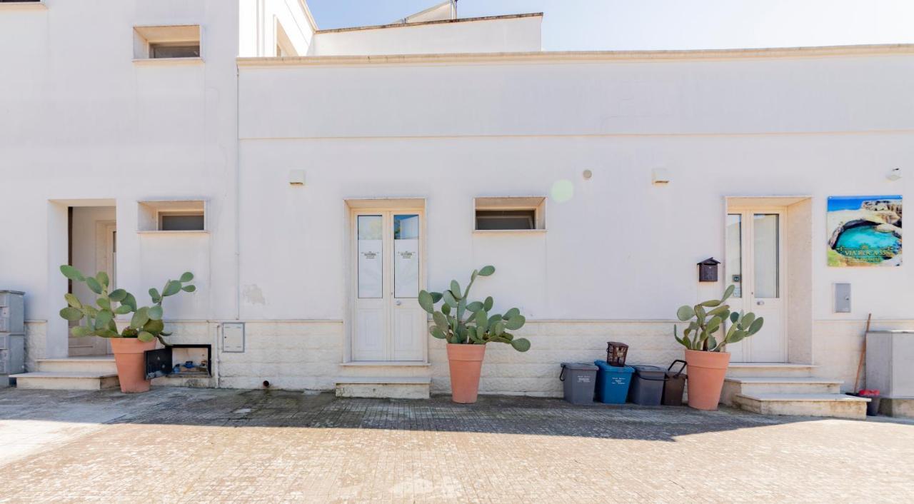 Via Roca 55 Bed & Breakfast Melendugno Bagian luar foto