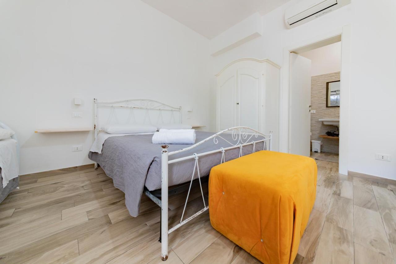 Via Roca 55 Bed & Breakfast Melendugno Bagian luar foto