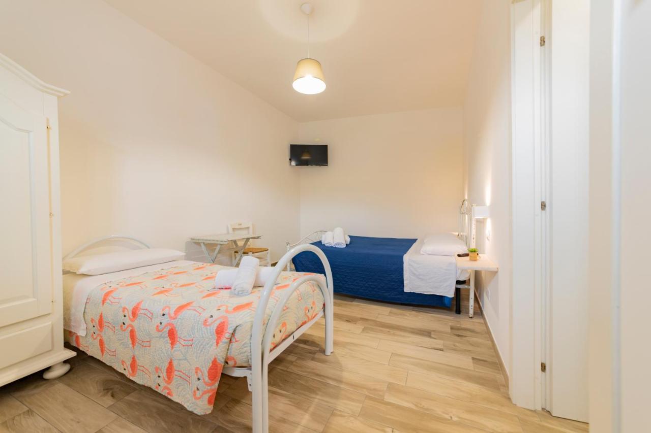 Via Roca 55 Bed & Breakfast Melendugno Bagian luar foto