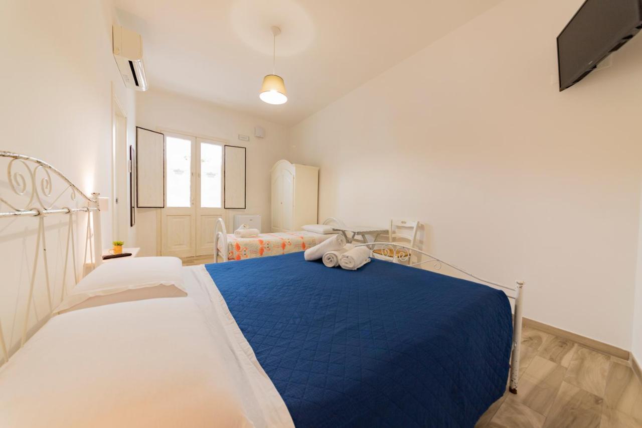 Via Roca 55 Bed & Breakfast Melendugno Bagian luar foto