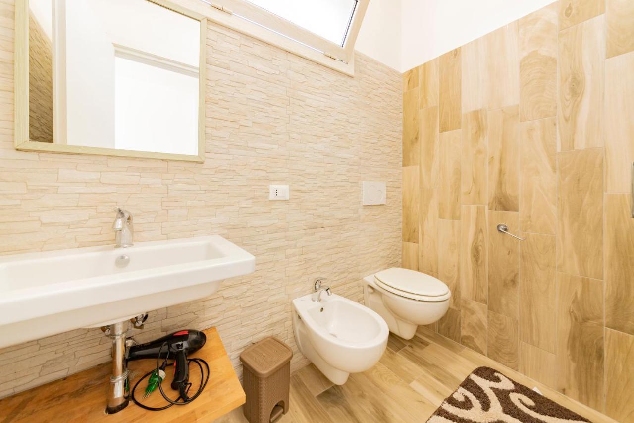 Via Roca 55 Bed & Breakfast Melendugno Bagian luar foto