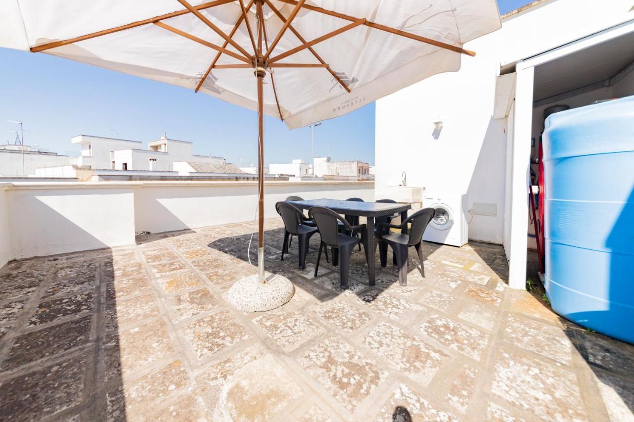 Via Roca 55 Bed & Breakfast Melendugno Bagian luar foto