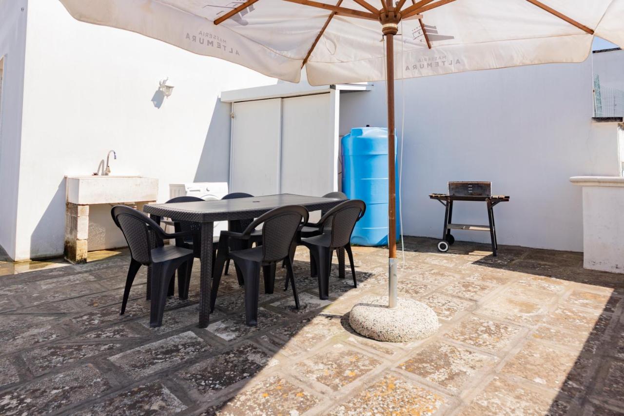 Via Roca 55 Bed & Breakfast Melendugno Bagian luar foto