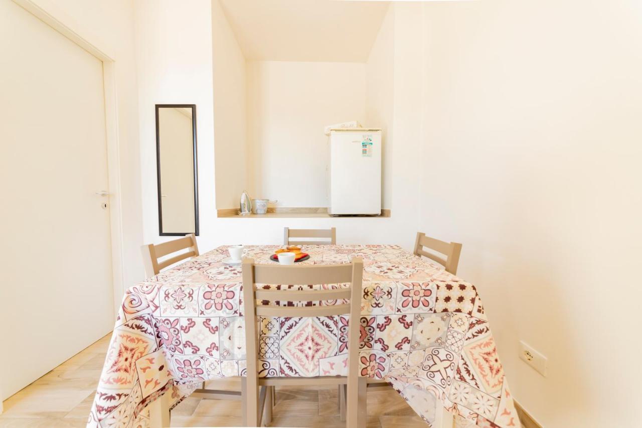 Via Roca 55 Bed & Breakfast Melendugno Bagian luar foto